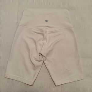 Lululemon Women's White Shorts